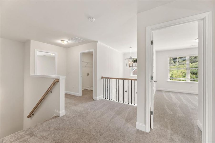 Spacious, unfurnished interior of a new home in Hellen Valley, Braselton (Image 14).