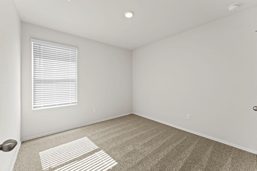 Spacious, unfurnished interior of a new home in Bollinger, Maxwell (Image 13).