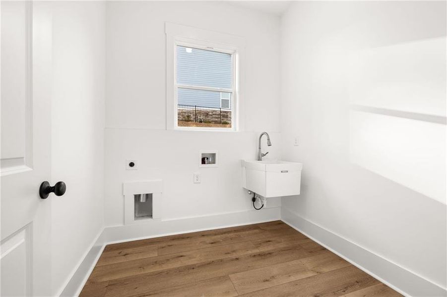 Furnished interior view inside a new home in , Jefferson (Image 10).