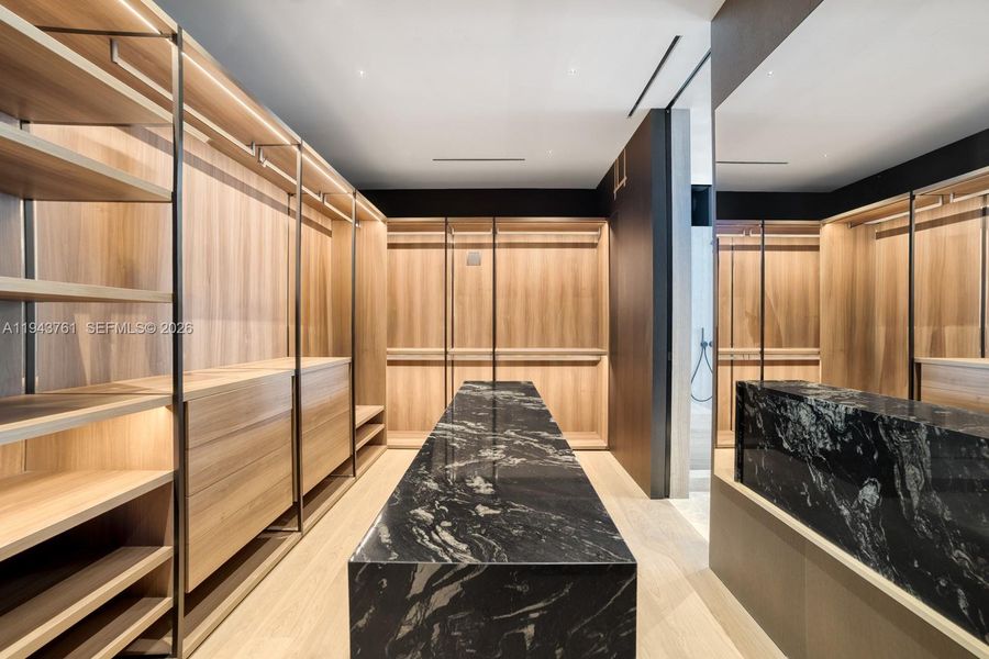 Image 68 of a home in .