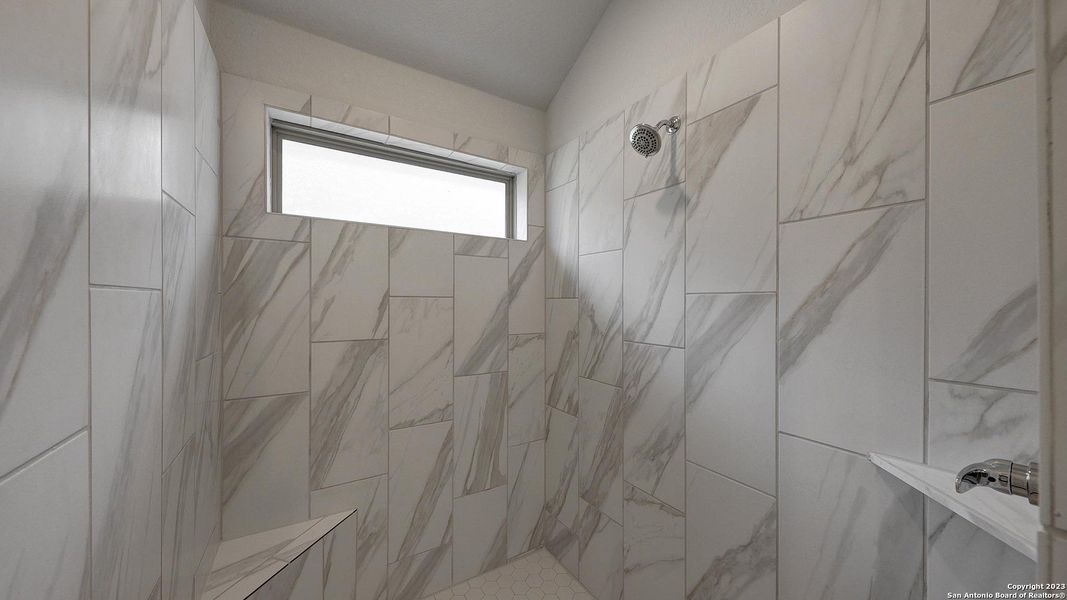 Image 33 of a home in Weston Oaks 55'. Image 33 of a home in Weston Oaks 55'.