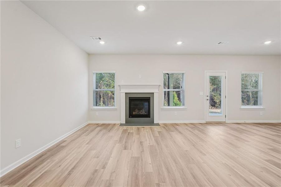 Spacious, unfurnished interior of a new home in Harmony Manor, Fairburn (Image 37).