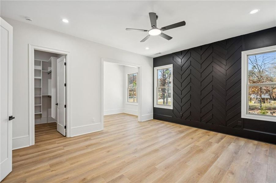 Spacious, unfurnished interior of a new home in , Gainesville (Image 20).