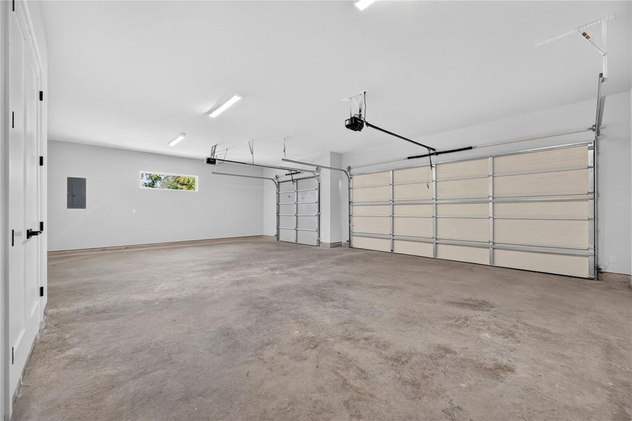 Spacious, unfurnished interior of a new home in , Magnolia (Image 33). Spacious, unfurnished interior of a new home in , Magnolia (Image 33).