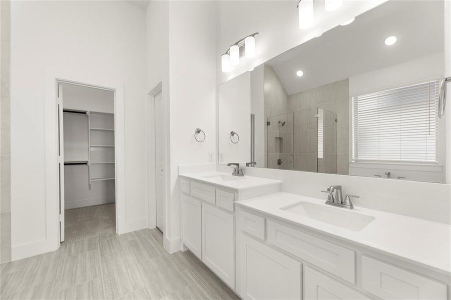 21. 2412 Belmont - Bath (2) 21. 2412 Belmont - Bath (2)