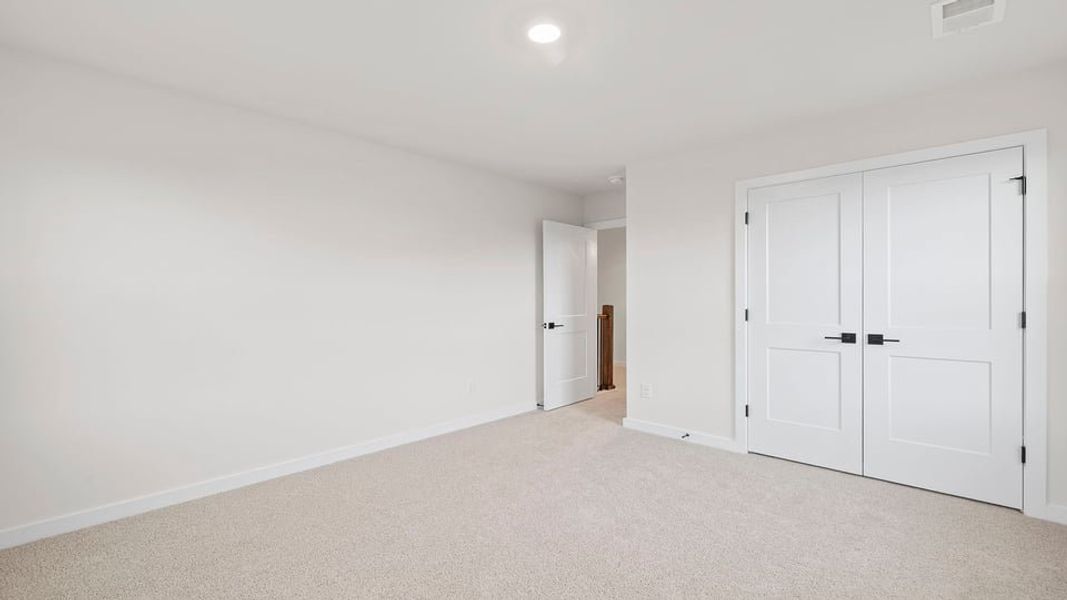 Spacious, unfurnished interior of a new home in Whitehawk Meadows, Travelers Rest (Image 31).