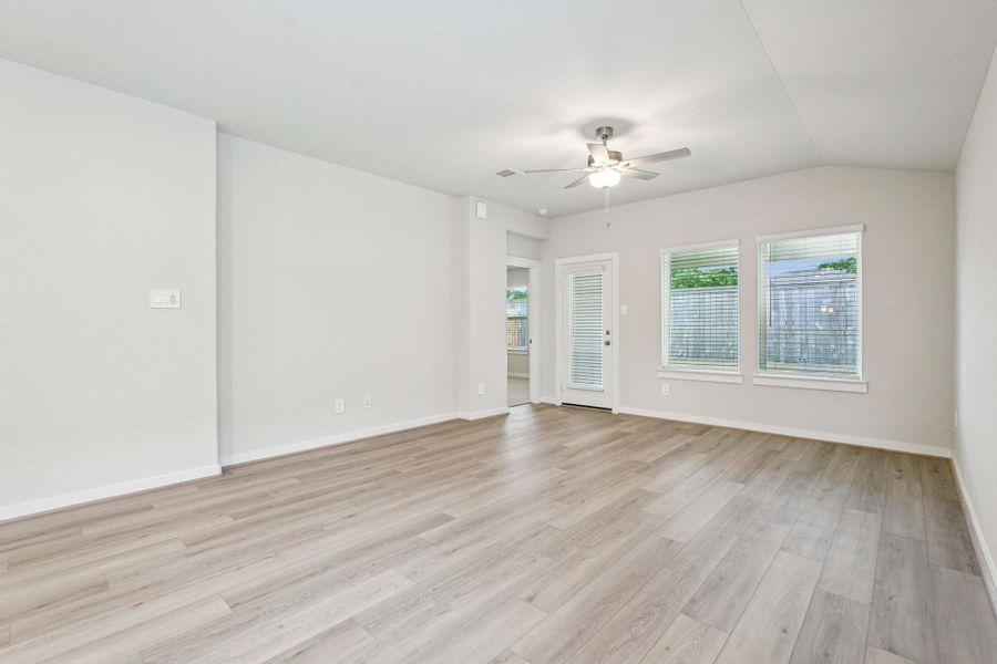 Image 29 of a home in Mavera. Image 29 of a home in Mavera.