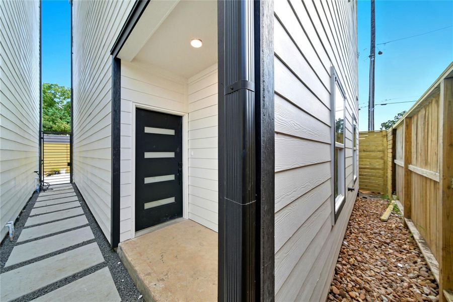 Exterior details and patio area of a home in , Houston (Image 4).
