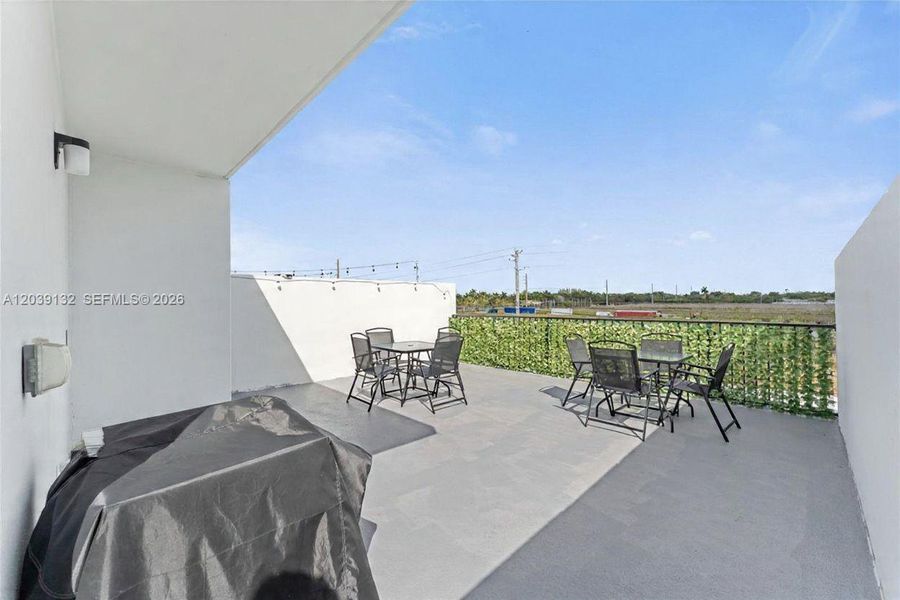 Exterior details and patio area of a home in , Homestead (Image 20).