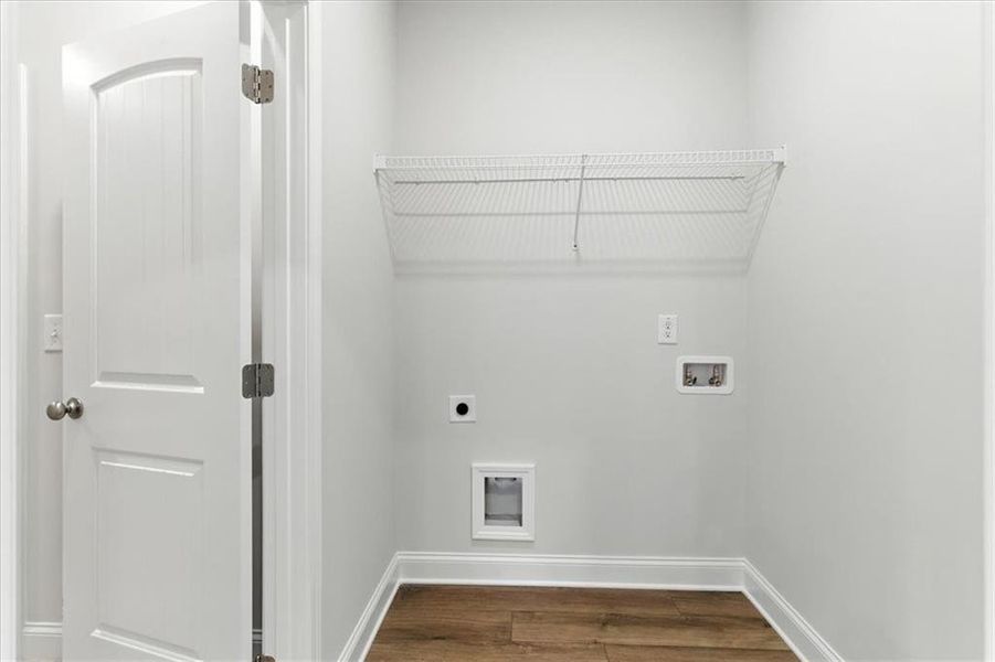 Spacious, unfurnished interior of a new home in Stratford at NatureWalk, Dallas (Image 34). Spacious, unfurnished interior of a new home in Stratford at NatureWalk, Dallas (Image 34).