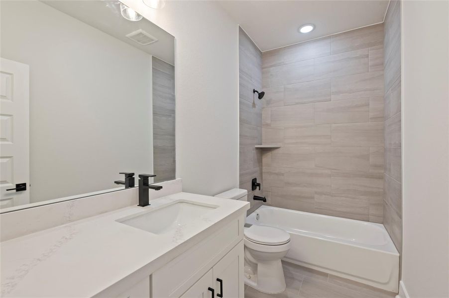 Furnished interior view inside a new home in , Houston (Image 8).