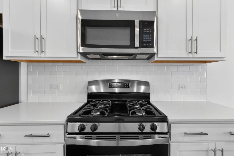16_3212_Gypsum_Dr_Durham_NC_27703-Kitche