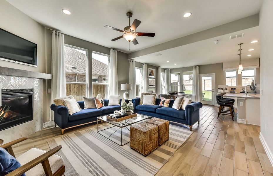 Representative furnished interior of a home built from the Palisade by Pulte Homes in Anna Town Square, Anna (Image 15).