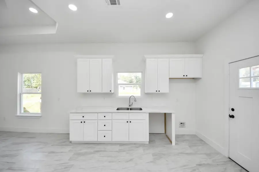 Furnished interior view inside a new home in , Splendora (Image 8).