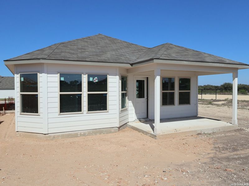 Exterior details and patio area of a home in Winding Brook, San Antonio (Image 4).