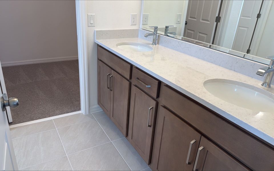 Close-up of interior finishes inside a home in Eagletail Landings, Howey-in-the-Hills (Image 11).