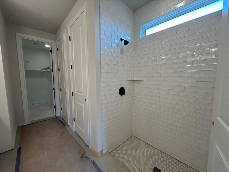 Image 39 of a home in Provence 50s. Image 39 of a home in Provence 50s.