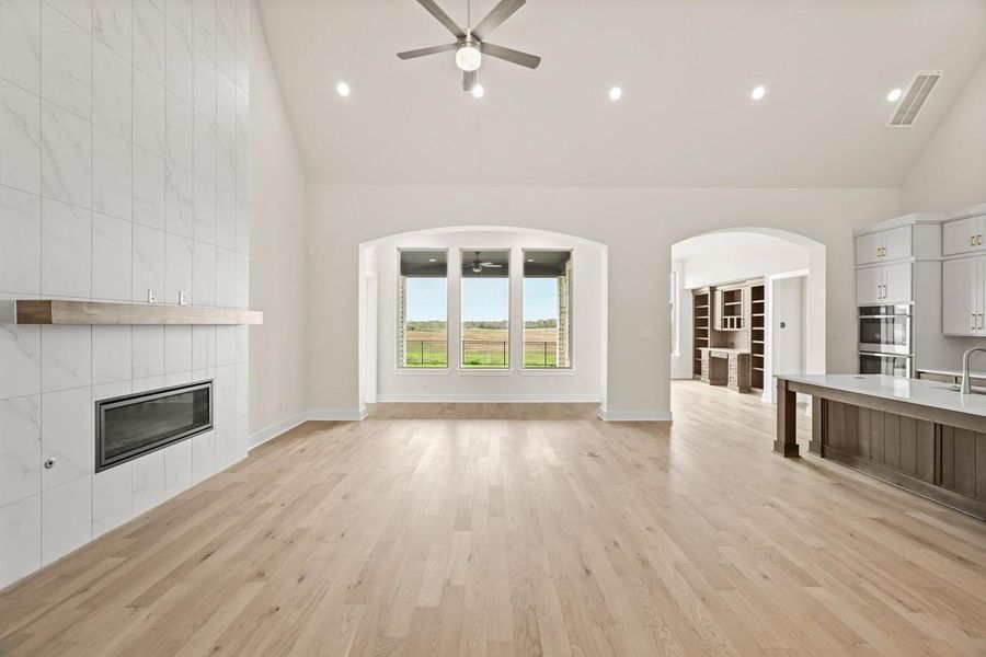 Spacious, unfurnished interior of a new home in Briarley, Montgomery (Image 18).