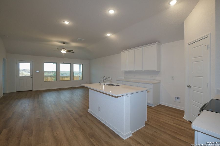 Image 32 of a home in Greenspoint Heights.