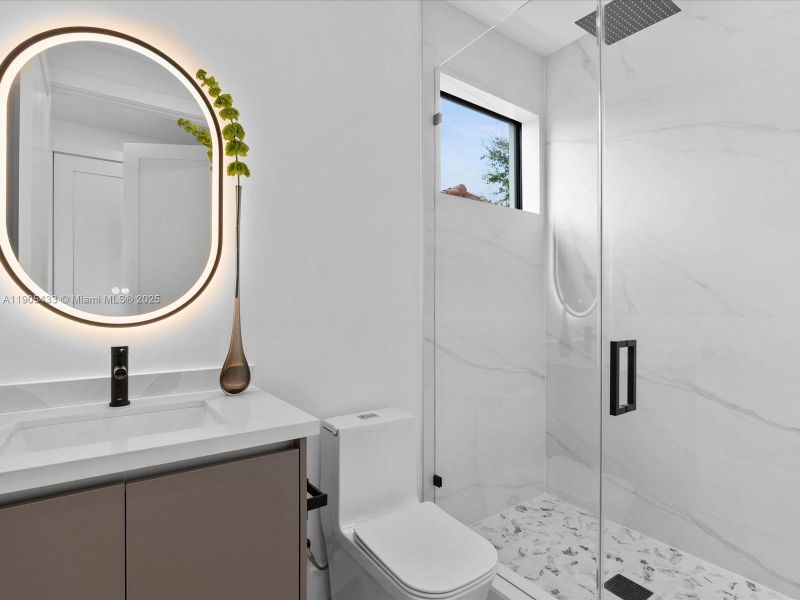 Guest Bed Bath  (Bath #5)