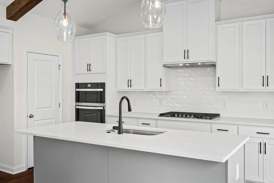 The Courtland C Kitchen