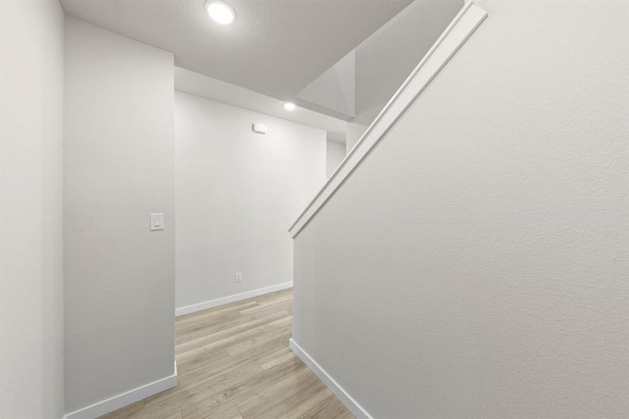 6_08. 1707 Morningside - Flex