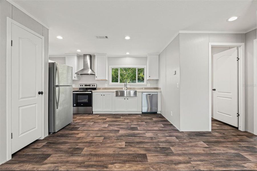 Furnished interior view inside a new home in , Punta Gorda (Image 4).