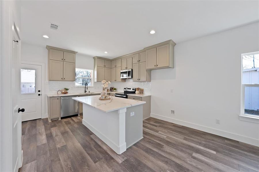 Furnished interior view inside a new home in , East Tawakoni (Image 8).