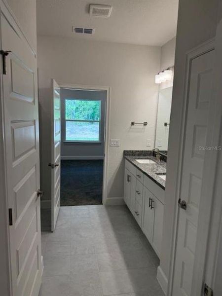 Owners Bathroom Owners Bathroom