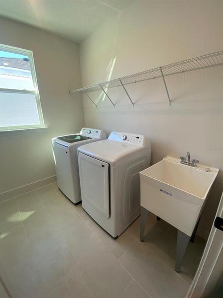 Furnished interior view inside a new home in Summerlake Reserve, Winter Garden (Image 6).