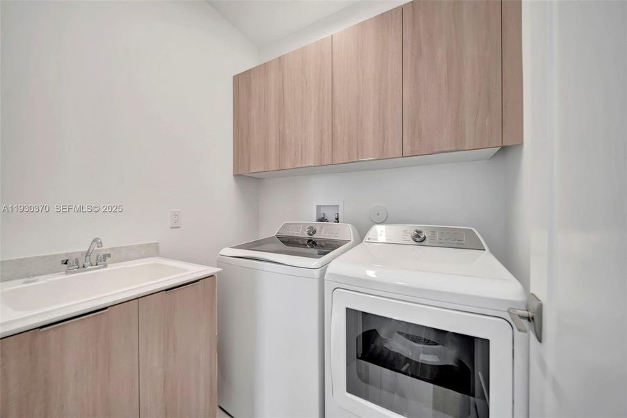 Image 69 of a home in Marina Landings.