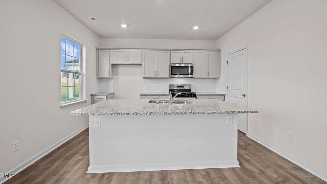 1121 Middlecrest Drive 1121 Middlecrest Drive