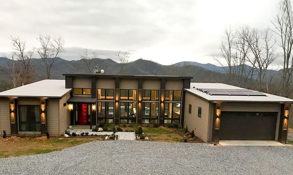 Community amenities in , Huntsville (Image 7).
