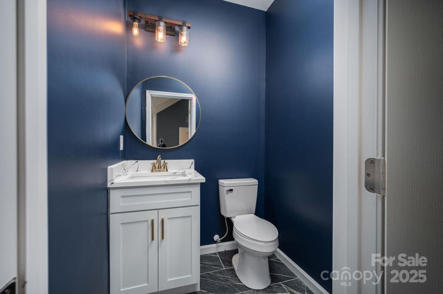 Furnished interior view inside a new home in , Shelby (Image 19).