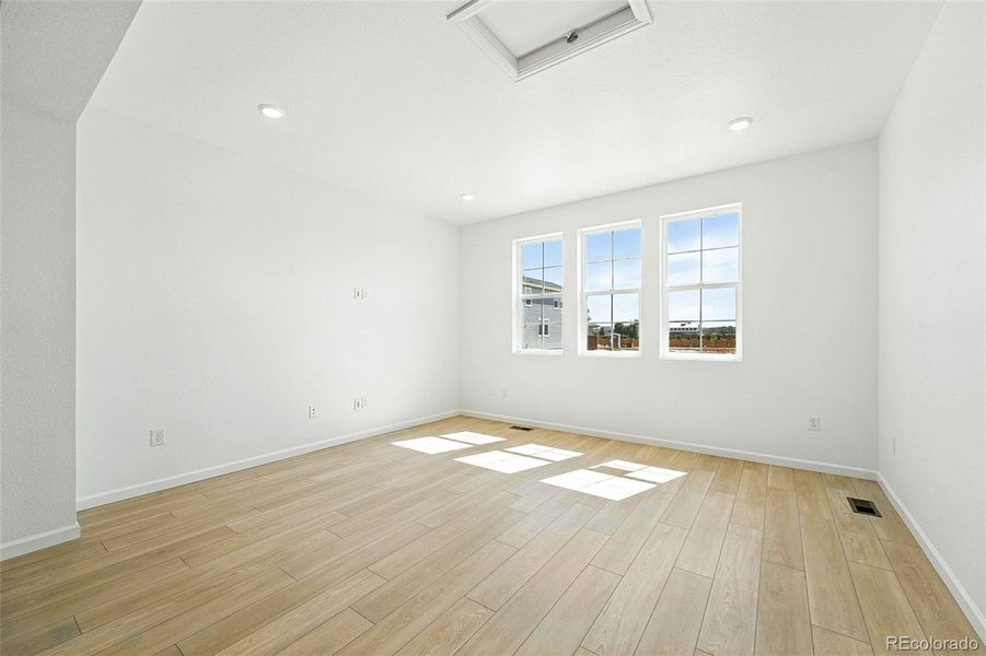 2102 Wagon Wheel ~ Ready Now