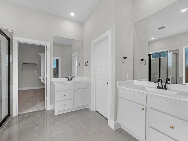 Furnished interior view inside a new home in Jubilee 50′, Hockley (Image 7).