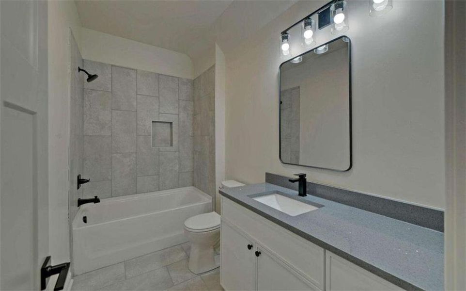 Furnished interior view inside a new home in , Clarkesville (Image 19).