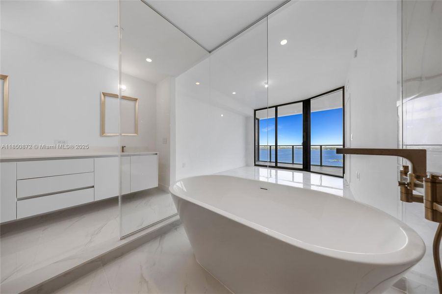 Image 40 of a home in .