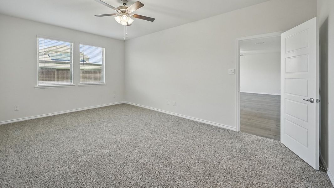 Representative unfurnished interior of a home built from the Medbourne by D.R. Horton in Fireside by the Lake, Garland (Image 10).