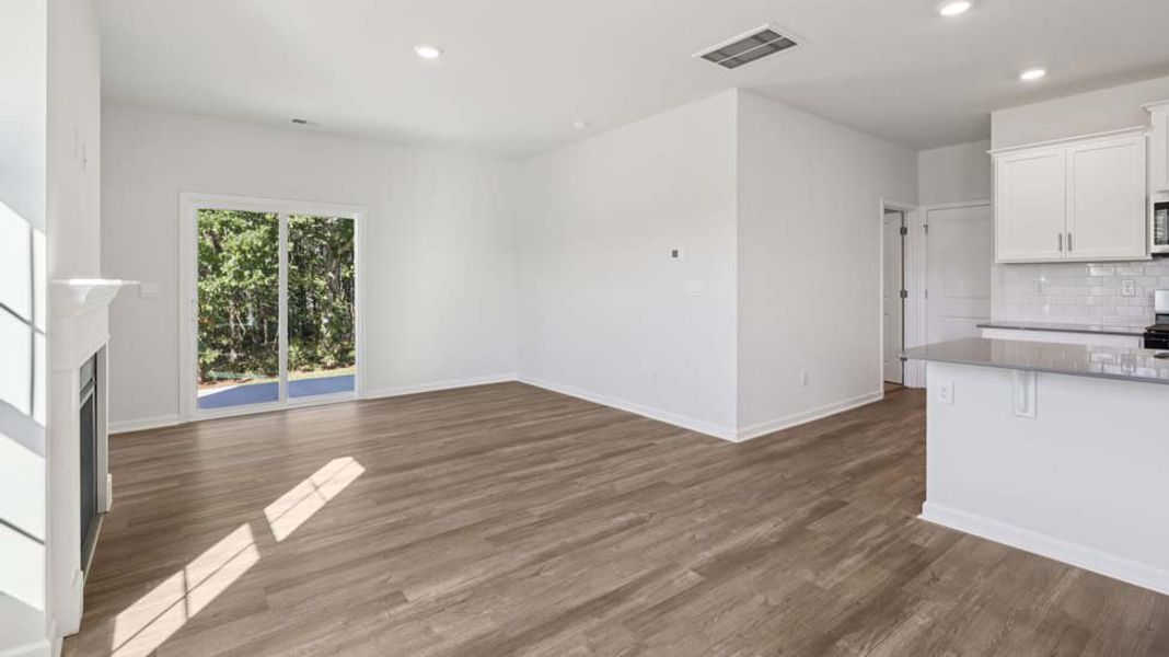 Spacious, unfurnished interior of a new home in Cline Village, Conover (Image 11).