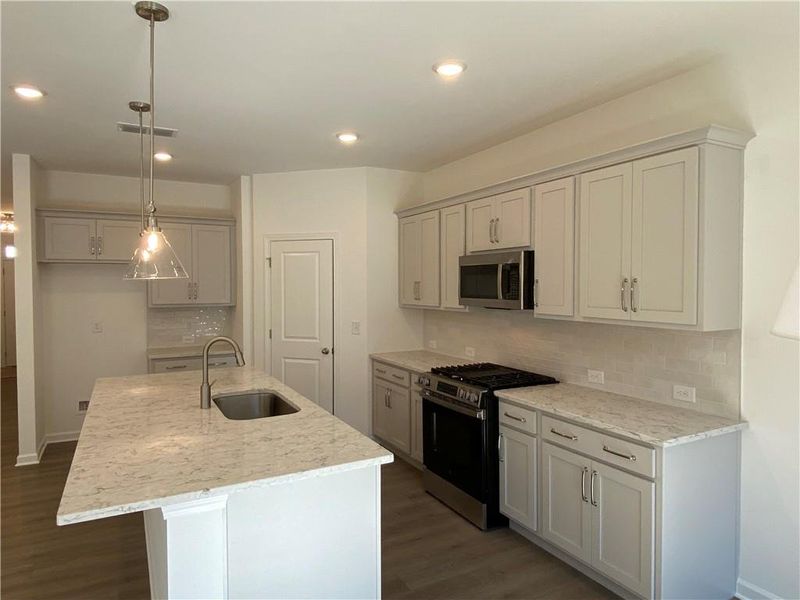 Furnished interior view inside a new home in Creekside, Dawsonville (Image 8).