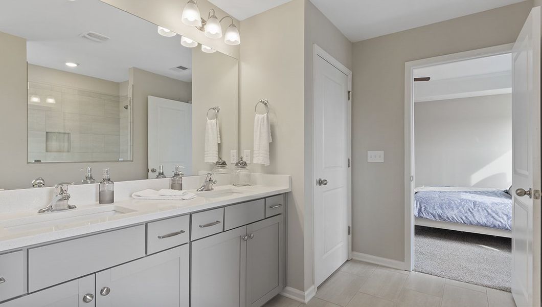 Representative furnished interior of a home built from the Summit by D.R. Horton in Harrison Valley, Simpsonville (Image 31).