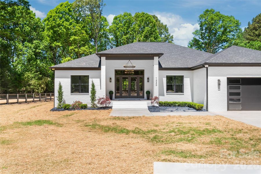 Exterior details and patio area of a home in , Waxhaw (Image 22).