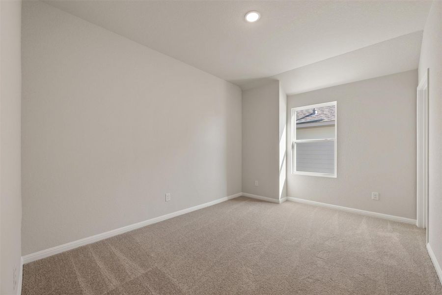 Representative images and renderings are for illustrative purposes. Actual structural options and design finishes of home may vary.