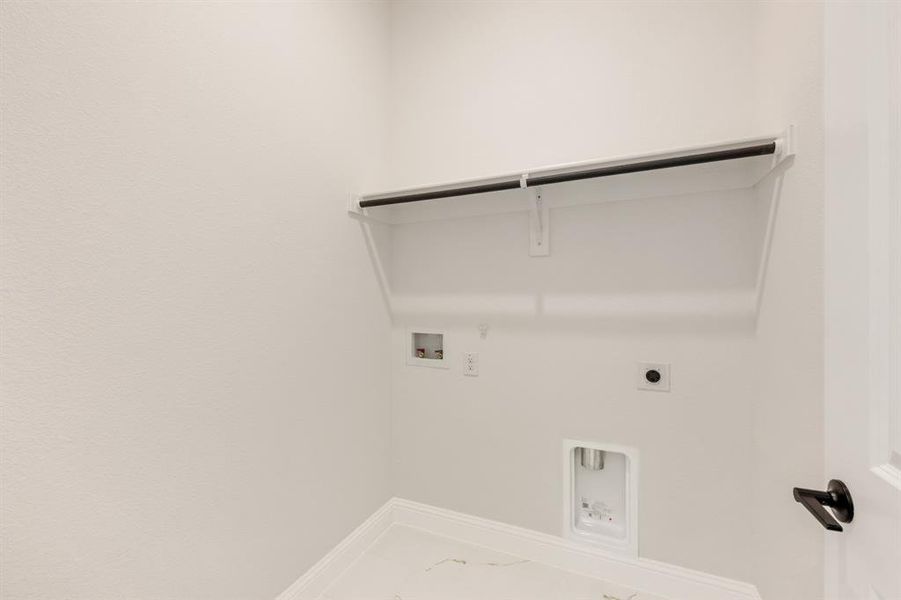 Spacious, unfurnished interior of a new home in Georgetown at Kings Fort 50s, Kaufman (Image 28).