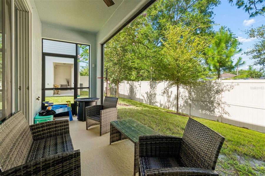 Exterior details and patio area of a home in , Tampa (Image 25).