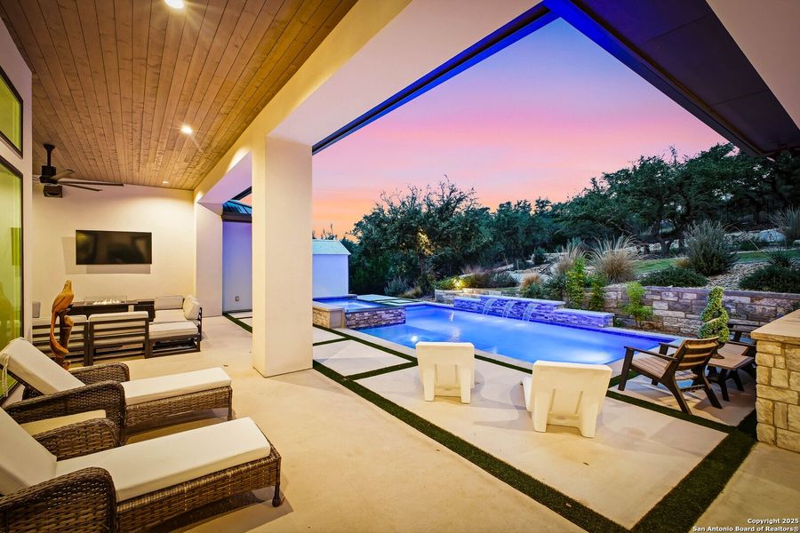 Exterior details and patio area of a home in , San Antonio (Image 39).