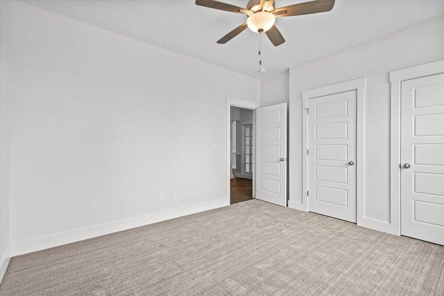 Spacious, unfurnished interior of a new home in Lakeside at Blue Ridge Plantation, Taylors (Image 15).