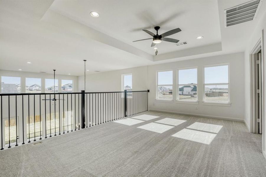 Spacious, unfurnished interior of a new home in Ten Mile Creek, Celina (Image 25).