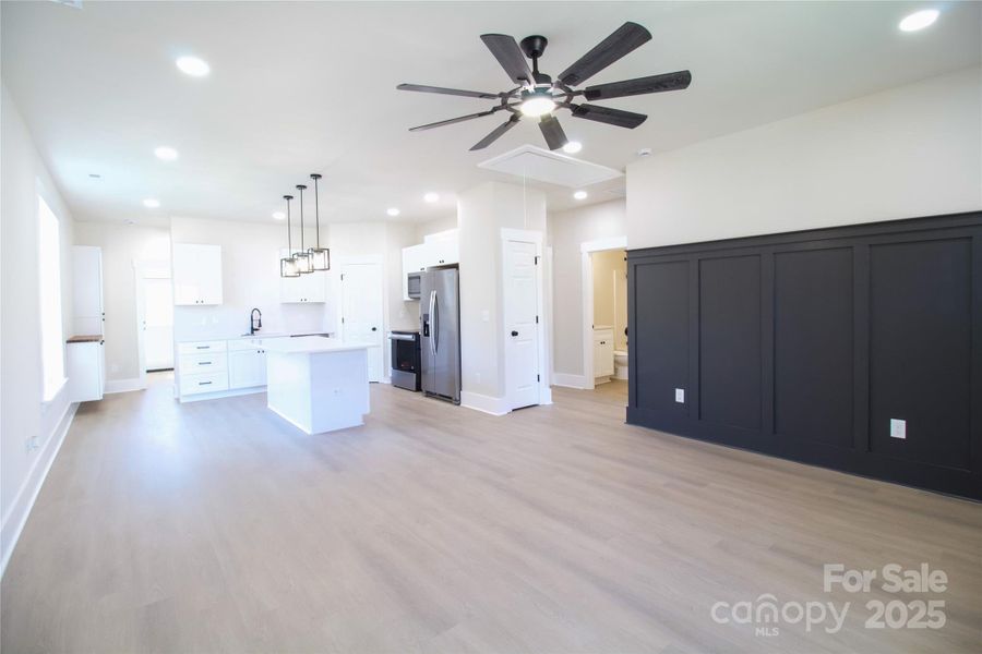 Spacious, unfurnished interior of a new home in , Kannapolis (Image 8).